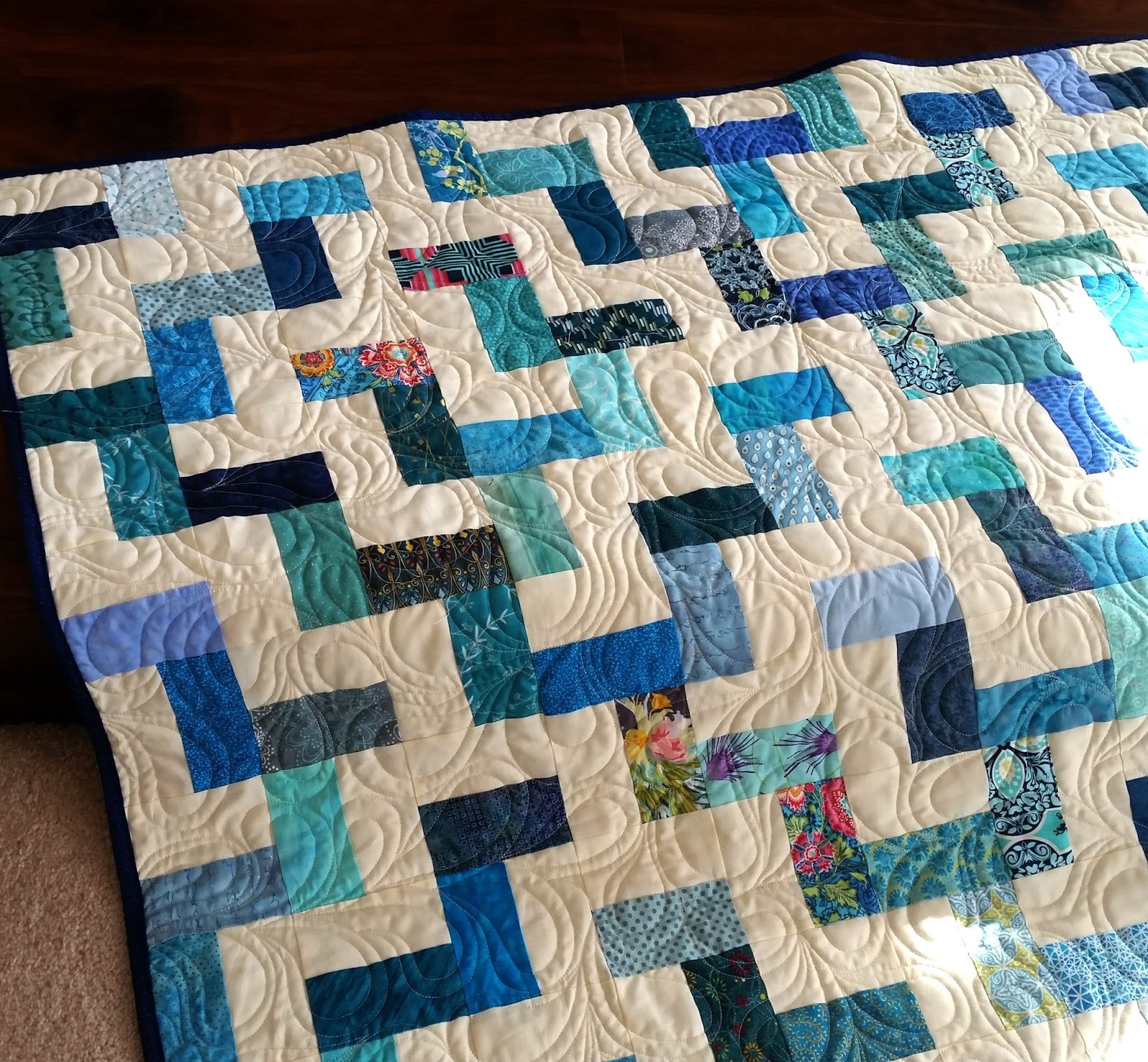 Mountain Quiltworks My Blue Scrappy Quilt Is Already Loved!