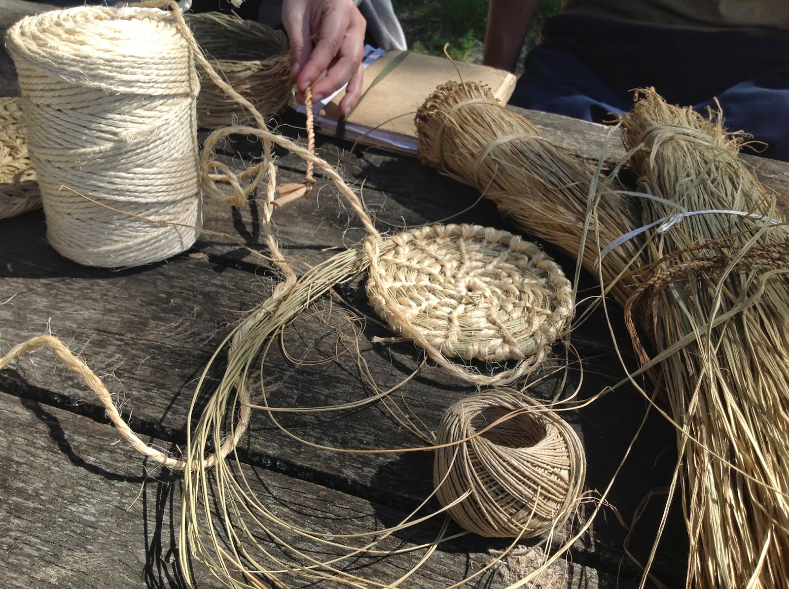 Colectivo Kybele de Agroecología Fotos del taller de esparto