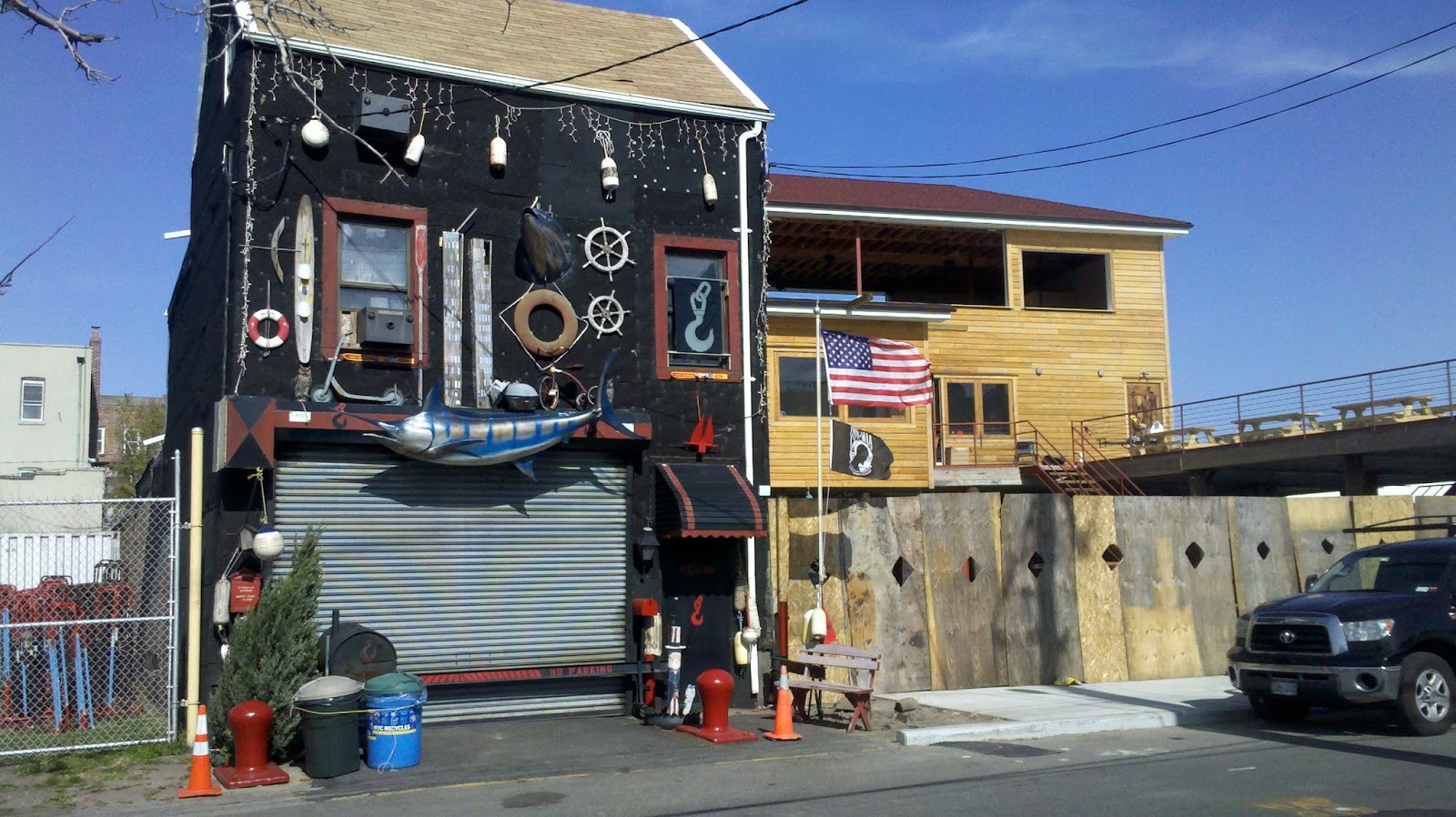 hook up nyc It sometimes feels like the subtle art of the random bar hook-up has fallen by the wayside in the age of tinder, which is pretty much just a bar on the. hook up nyc It sometimes feels like the subtle art of the random bar hook-up has fallen by the wayside in the age of tinder, which is pretty much just a bar on the.