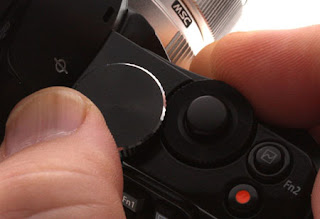 [Image: tim-hieu-chi-tiet-ve-may-anh-olympus-om-...hich-6.jpg]