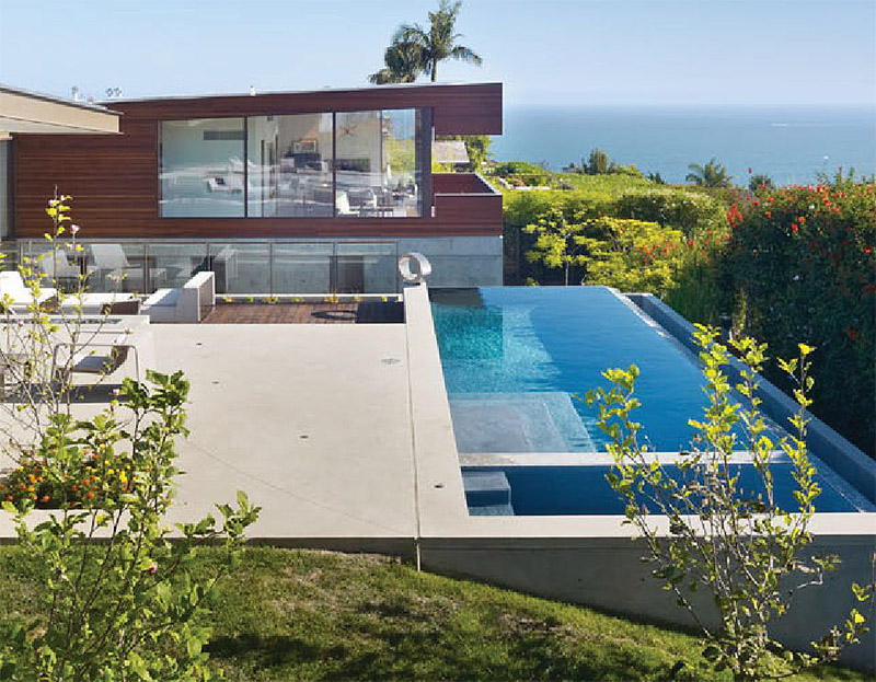 Pacific Palisades Ziering Residence pool