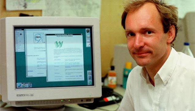 Sir Tim Berners-Lee 1990 εφευρέτης του www