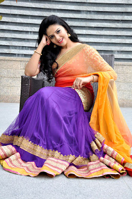 SriMukhi in Saree Photos