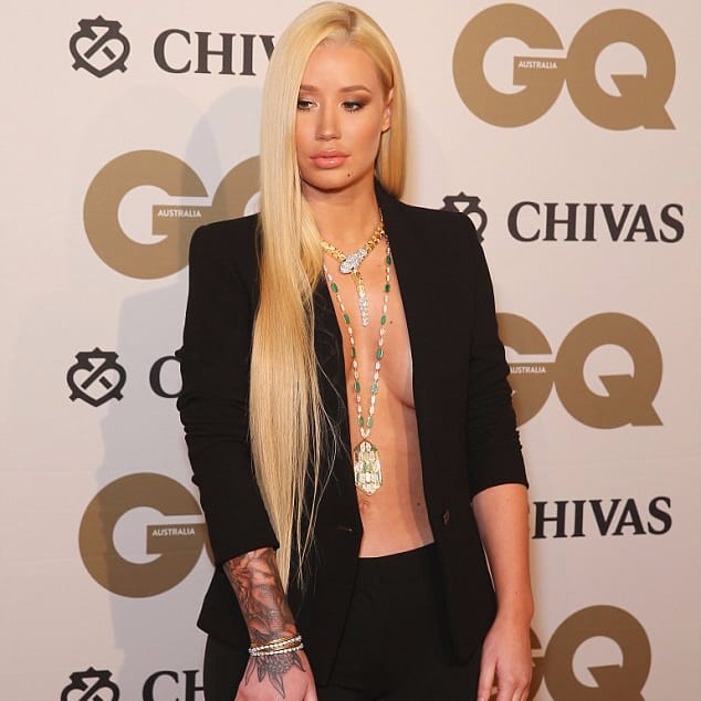 Iggy Azalea Showed Off Her New Tattoos On the GQ Red Carpet