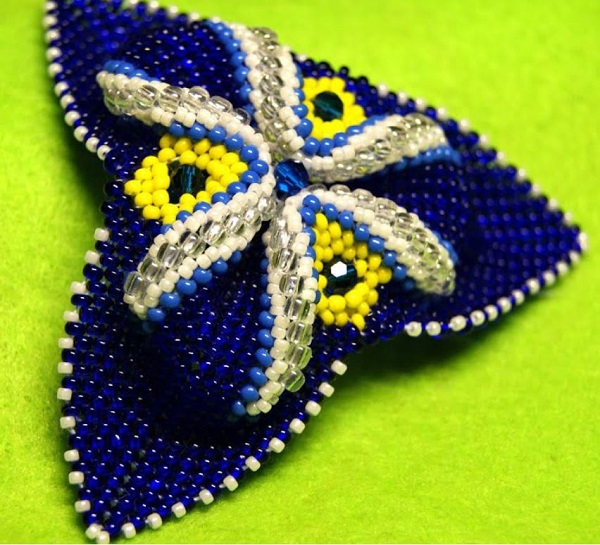 3 Beaded Triangle Jewelry Tutorials to Challenge You! / The Beading Gem