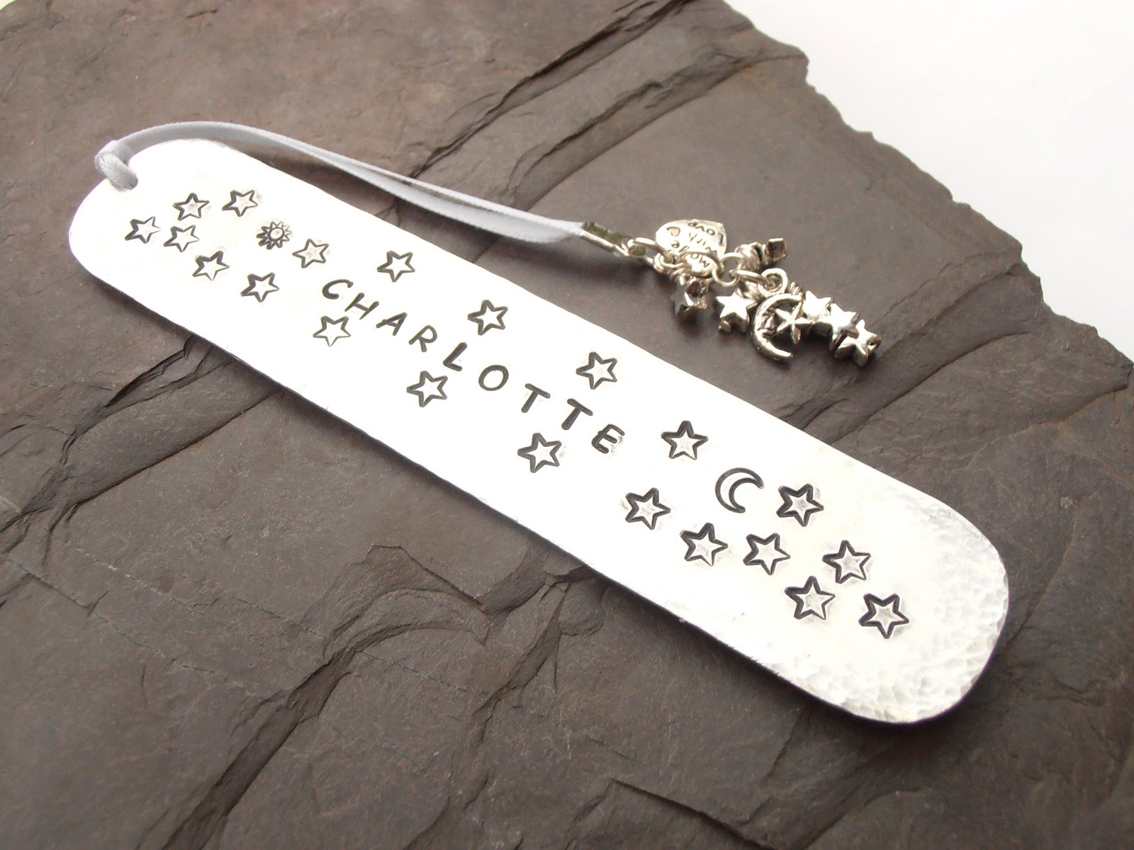 LITTLE RED ROBIN Metal stamped personalized bookmarks