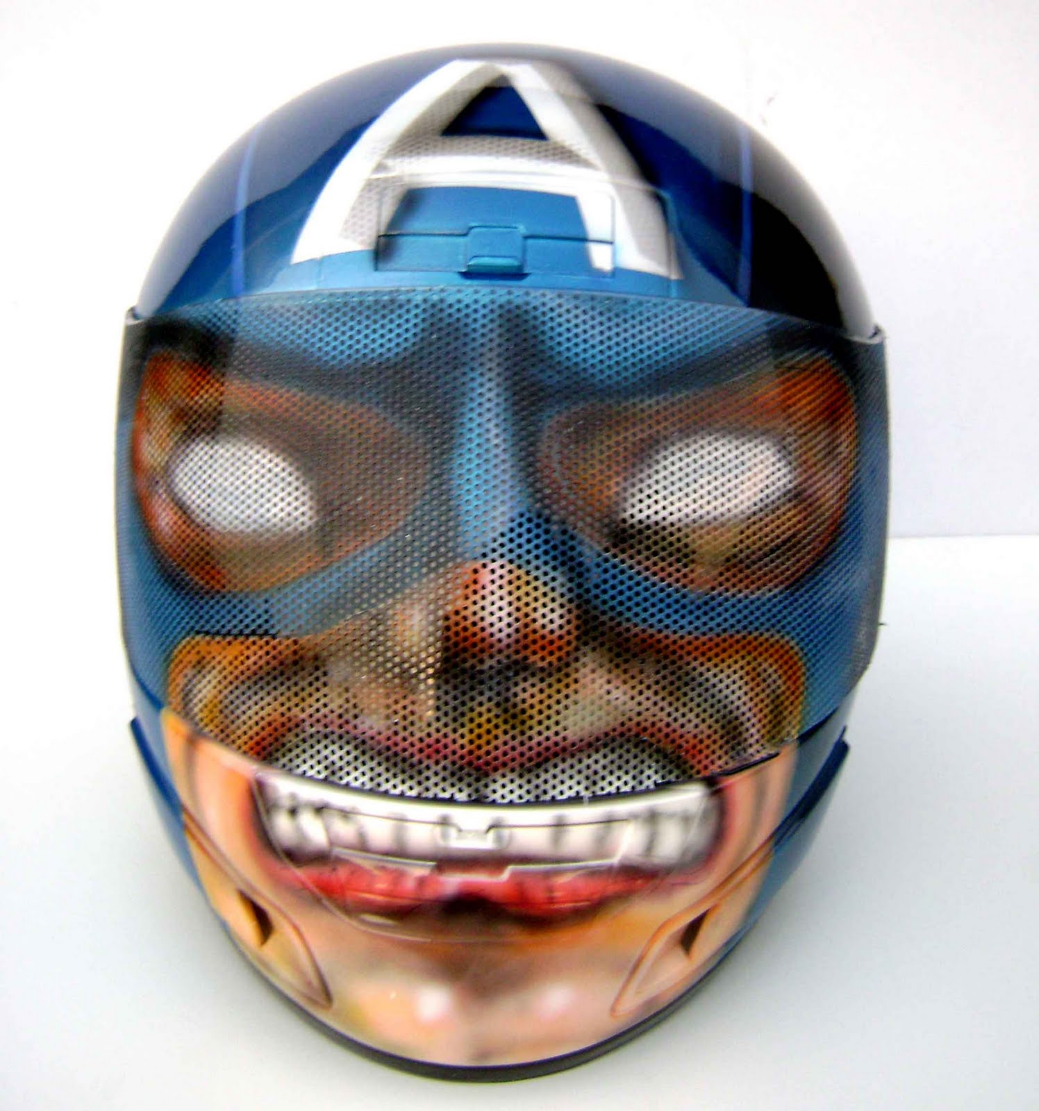 Angeluz Creations: Custom Motorcycle Helmet "Captain America"
