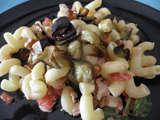 insalata di pasta tonno e melanzane