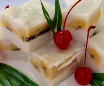 Kue Amparan Tatak Pisang