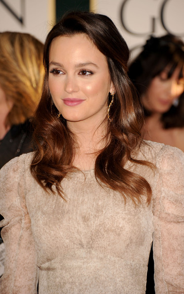 Leighton Meester Half Up Half Down Prom Hairstyles