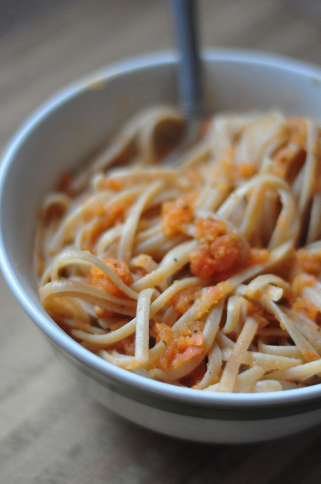 l'elan jolie spaghetti and veggie sauce