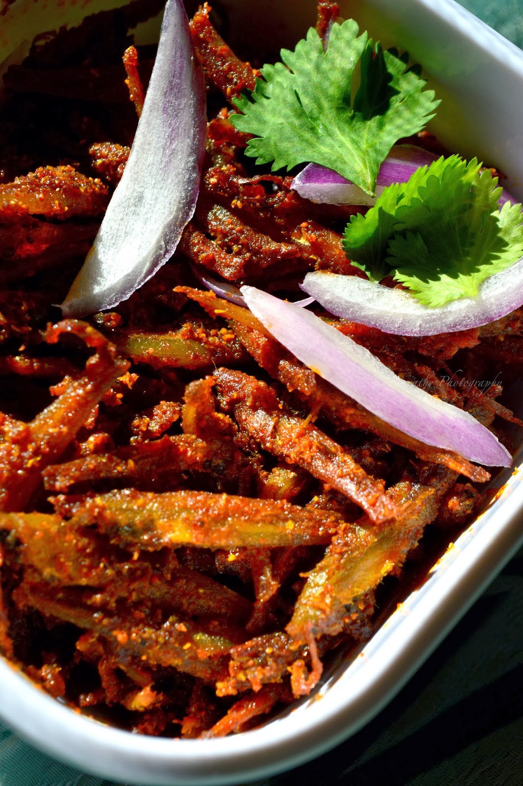 Paru's Kitchen: Nethili Meen Varuval | Anchovies Fry Recipe