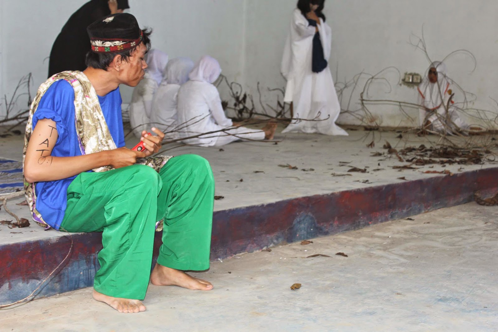 Naskah Drama Anekdot Lucu 4 Orang Serbameme