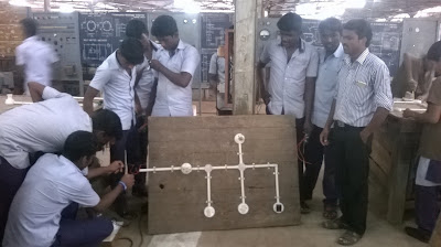 LAMP AND 3 PIN SOCKET CONTROLLED BY INDIVIDUAL SWITCH LAMP AND 3 PIN SOCKET CONTROLLED BY INDIVIDUAL SWITCH