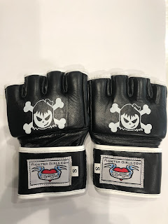 MMA and boxing gloves for women and girls