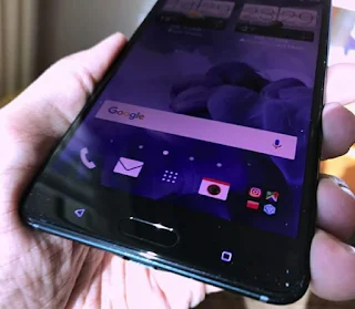 إتش تي سي تستعد لإطلاق هواتف جديدة او سلسلة جديدة تحت إسم HTC U ( صور+مواصفات)