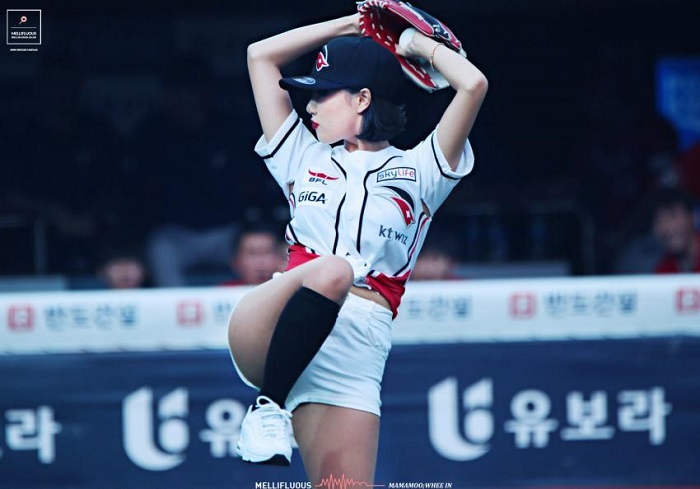 화사한테 투구폼 가르쳐주려고 경쟁붙음ㄷㄷ