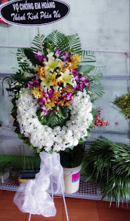 Vòng hoa tang lễ TpHCM