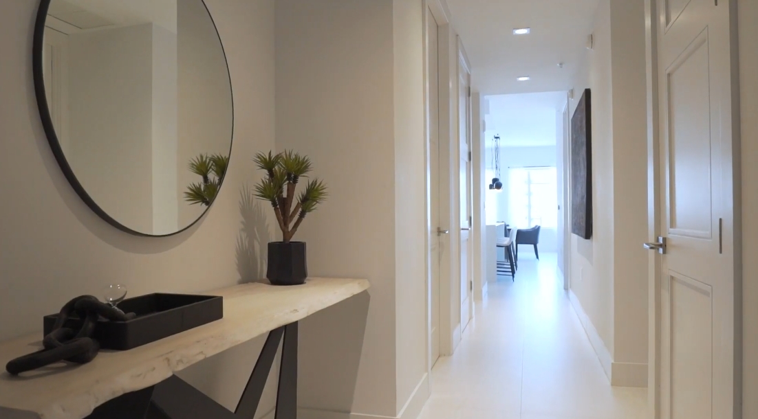 28 Interior Design Photos vs. Tour 155 E Boca Rd, Boca Raton, FL Luxury Condo