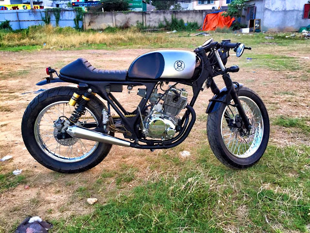 Xe Daelim 125 độ Cafe Racer của Việt Nam Xe Daelim 125 độ Cafe Racer của Việt Nam
