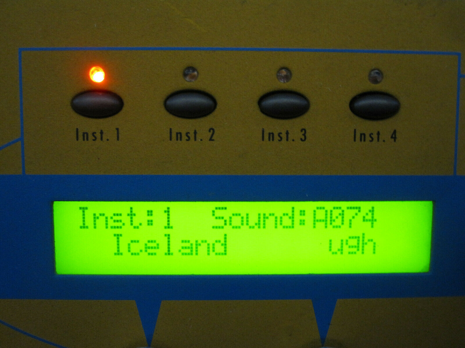 MATRIXSYNTH Yellow Waldorf Q Rack w/ Custom Knobs