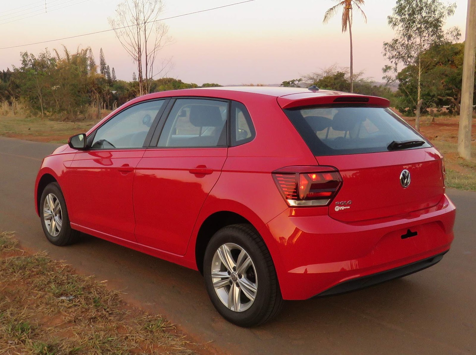 VW Polo 2018 1.0 MPI: preço, consumo, desempenho - vídeo