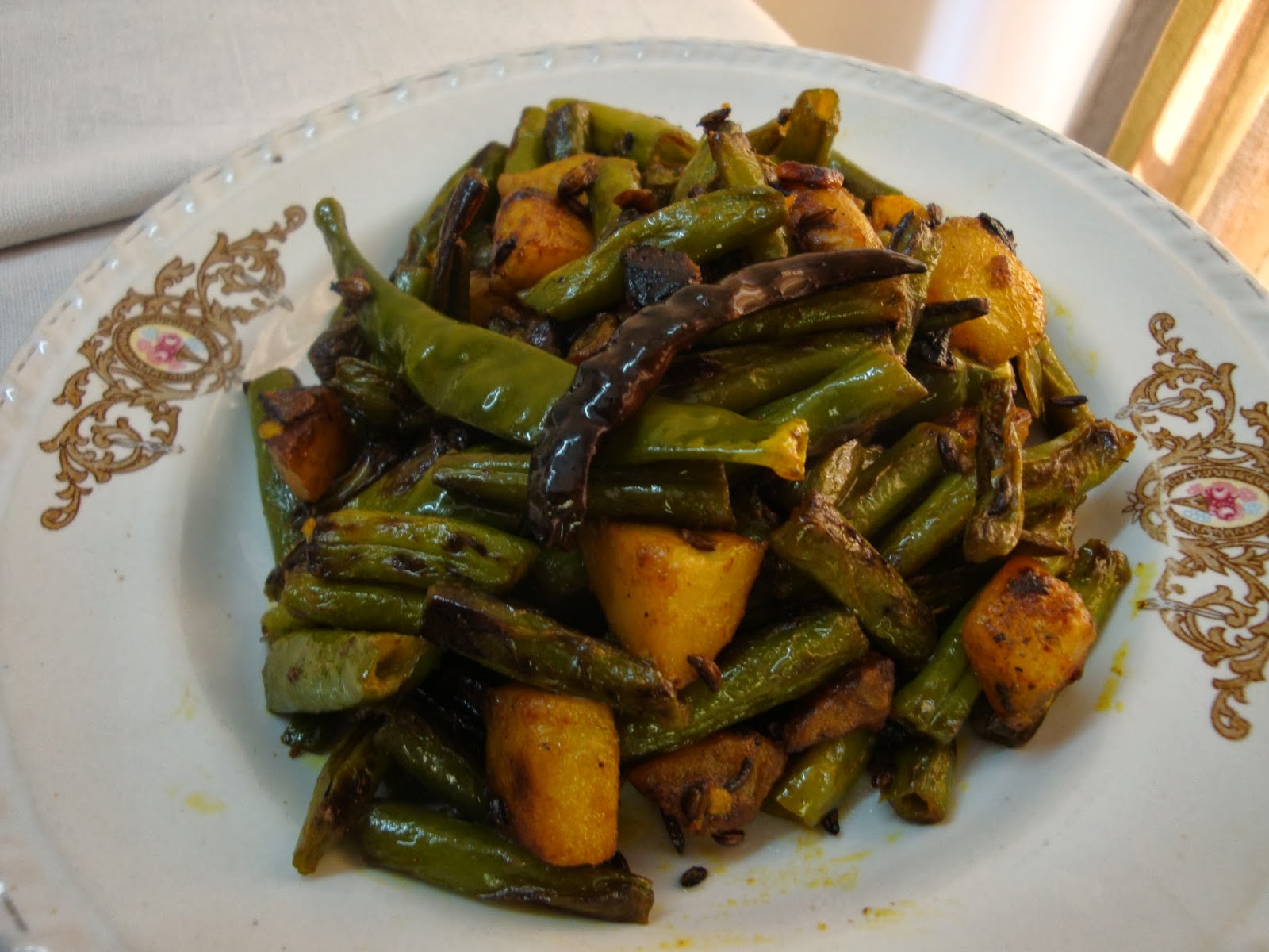 COOKING AND RECIPES FRENCH BEAN AND GARLIC FRY