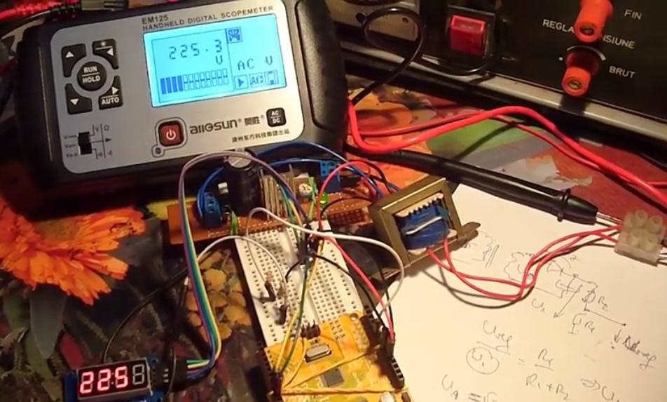 Arduino tehNiq Measuring AC Main Supply Voltage with Arduino