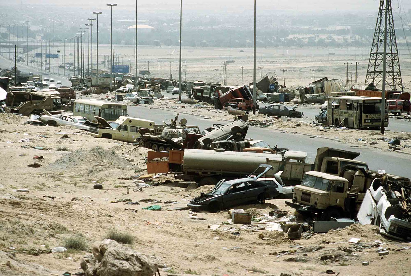 Most of the vehicles were abandoned by the time they were struck. While high casualty counts are upwards of 10,000 for the entire battle, low end estimates are only around 200-300.