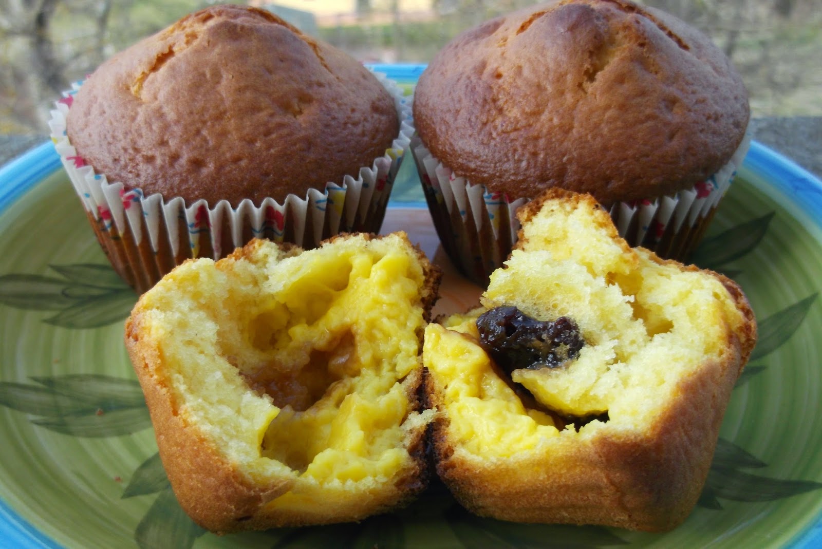 muffin con crema ed amarena