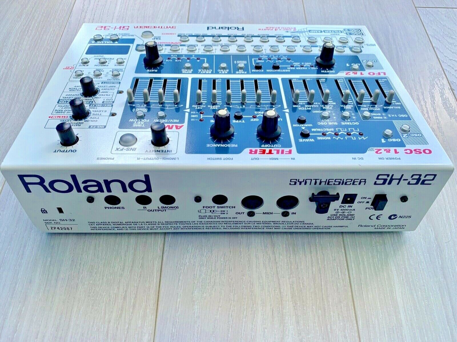 MATRIXSYNTH Roland SH32 Vintage Synthesizer SN ZP42087