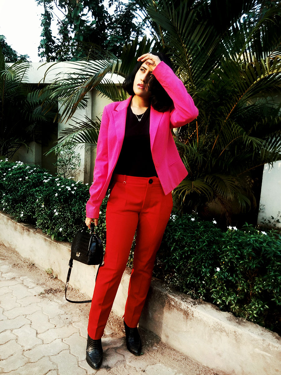 RED GOES WITH PINK |STYLE AND ILLUSTRATION BLOG BY DHEERA JOSHI red blazer,pink blazer , thestylepanorama, indianfashionblogger
