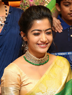 Rashmika Mandanna New Saree Pics - HD Rashmika Mandanna New Saree Pics - HD