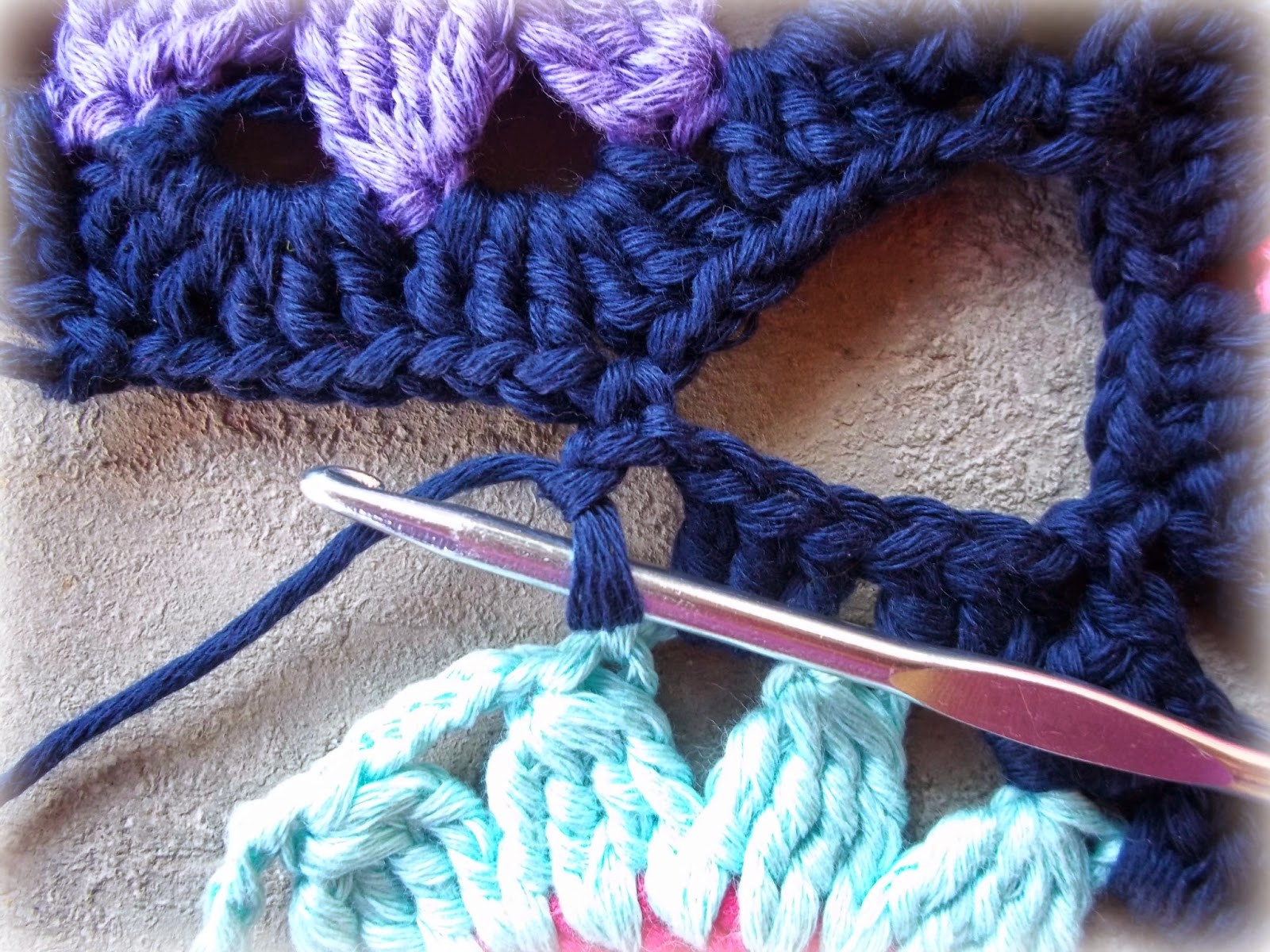 joining crochet motifs