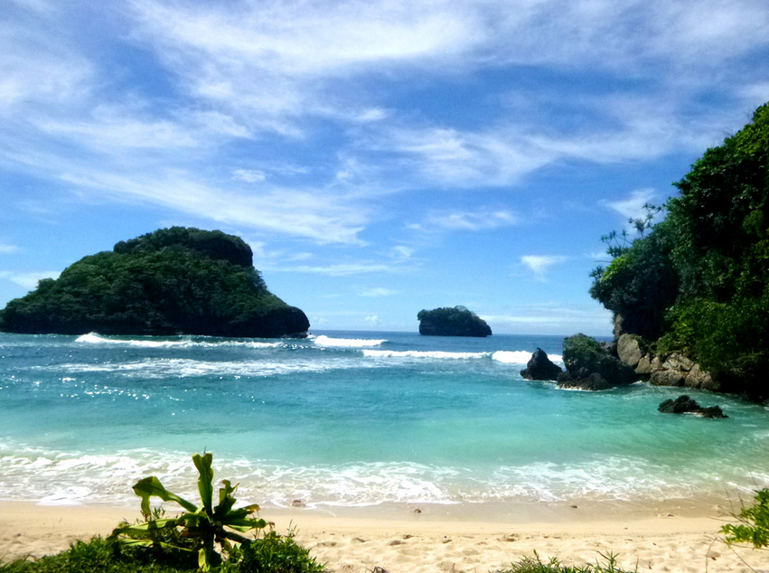 205m4d1: Tiket Masuk Pantai Goa Cina Malang