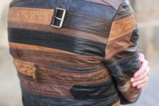 cazadora-piel-cinturones