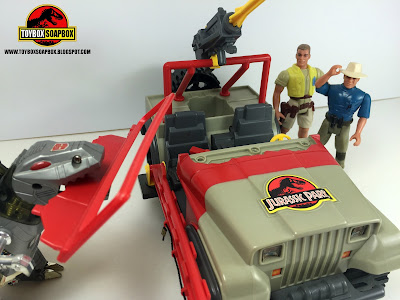 jurassic park jeep tracker with dino damage