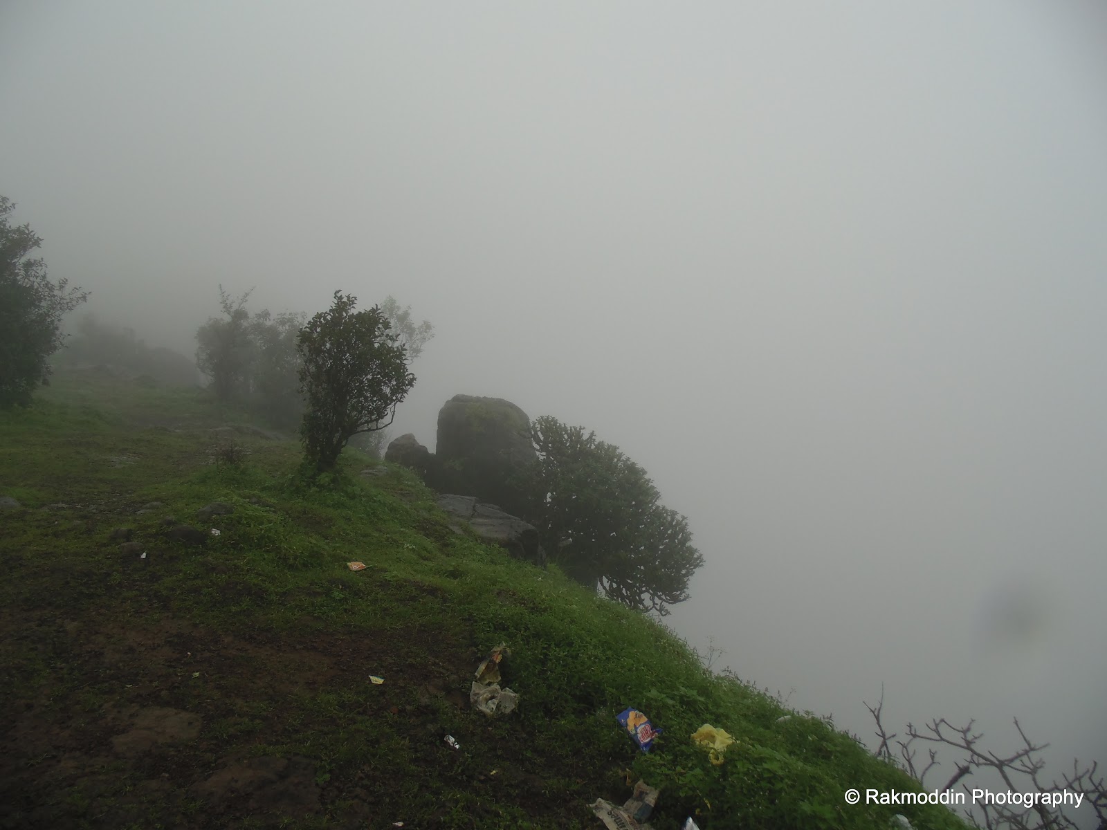 Monsoon bike ride to misty Madhe Ghat