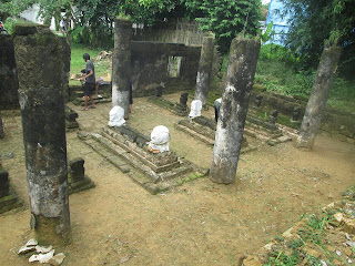 Bersih-bersih Makam Tumenggung Yudanagara bersama perangkat desa Kebun Agung 3 Bhakti+situs+2