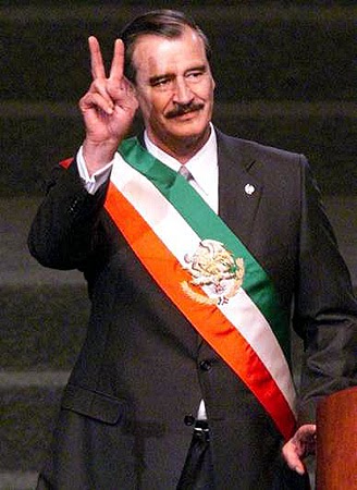 Viviendo la Historia de México: ¡ Auf wiedersehen, PRI