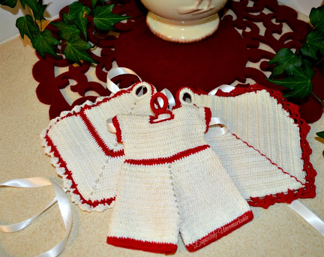 Crocheted Vintage Potholders in red and white