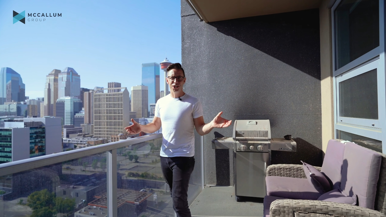 12 Photos vs. 16th Floor Downtown Calgary Condo Interior Design Tour