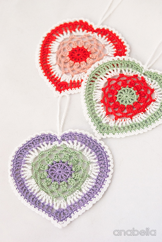 Fantasy crochet lace heart motif by Anabelia