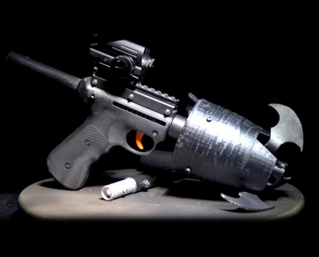 NEWS Batman's grappling hook gun is real! The Test Pit