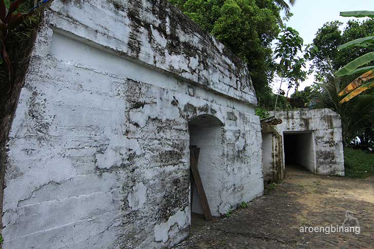 bunker jepang gunung padang
