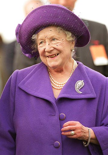 Maria's Royal Collection: Elizabeth of Bowes-Lyon, Queen of the United
