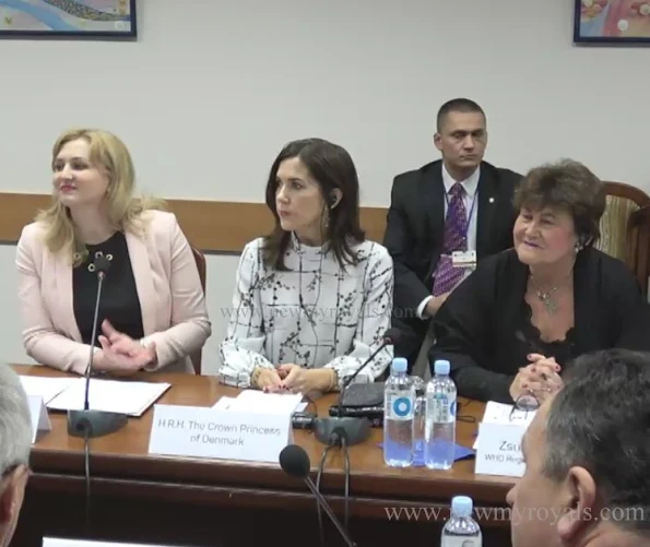 Crown Princess Mary together with Moldovian Minister of Health, Ruxanda Glavan visited Public Health Institute in Moldova. Crown Princess Mary wore Sirup Stine Goya Blouse