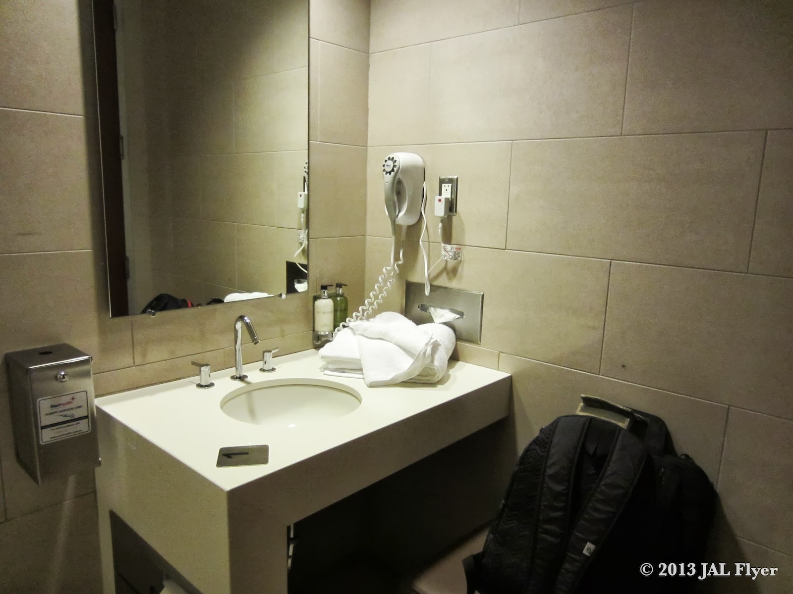 My 100th JAL Group flights oneworld Business Class Lounge at Los