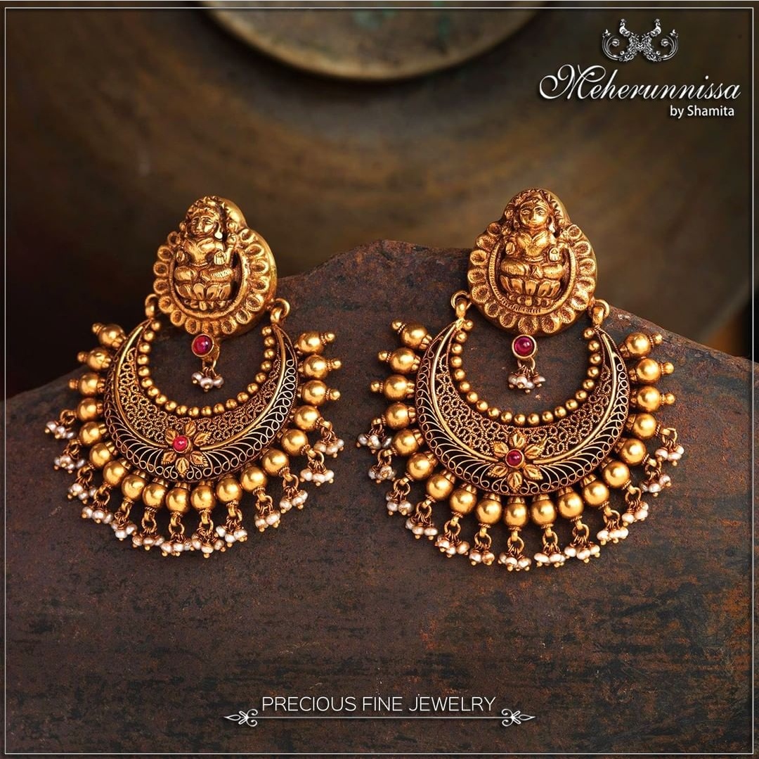Buy Antique Temple Earring With Matte Gold Plating 610081 | Kanhai Jewels