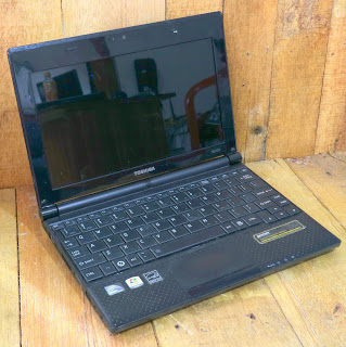 Notebook Toshiba NB500 Bekas
